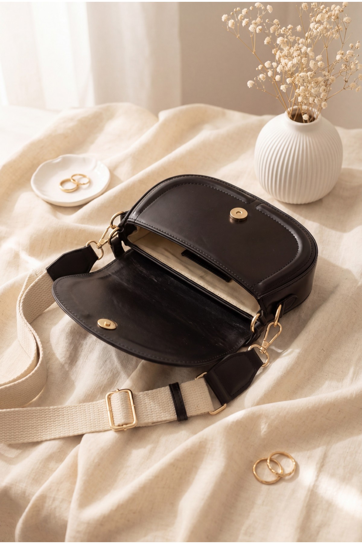 Women's Handbag with Snap Closure, Knitted Strap and Handles -Black
