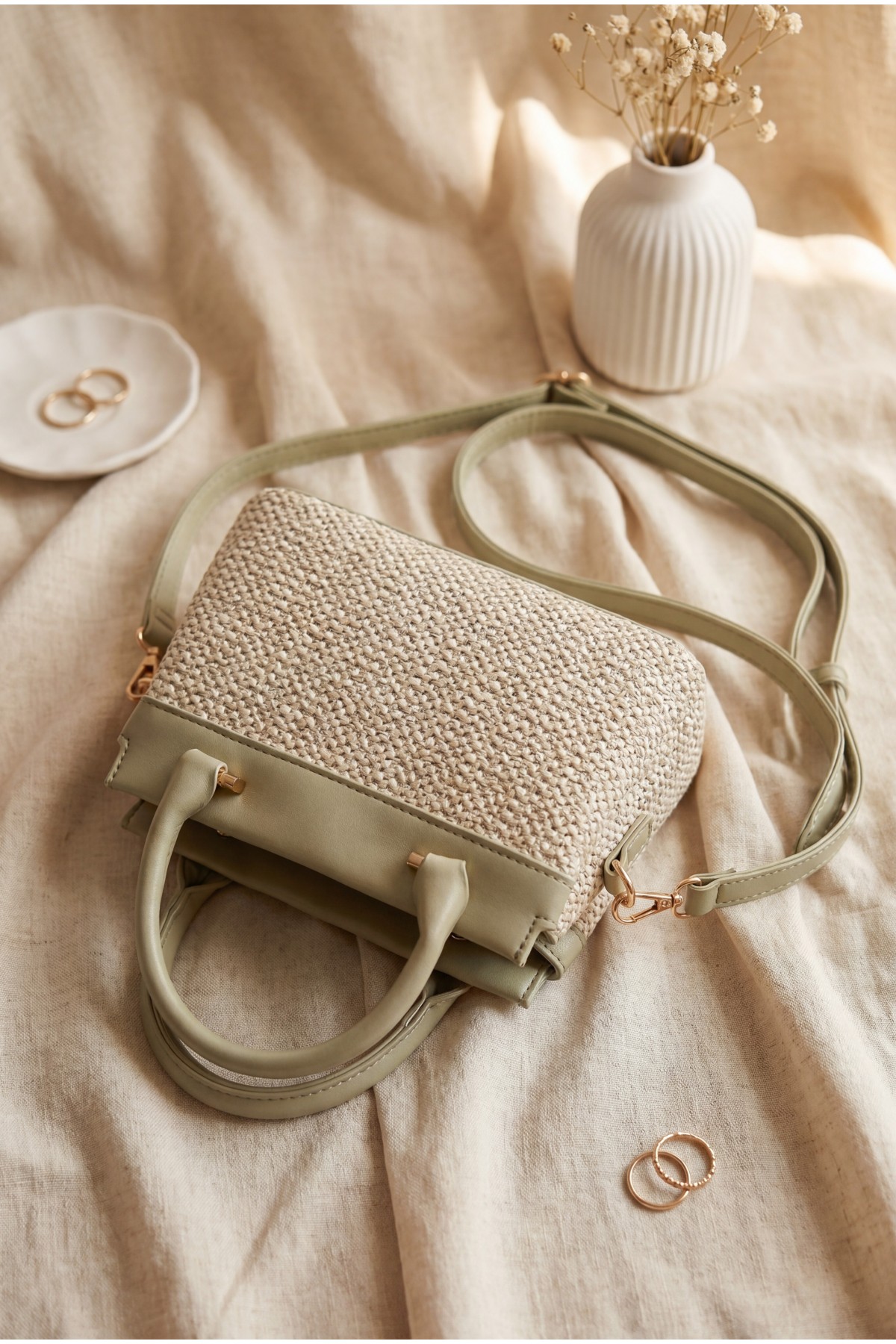 Long-strap, handle bag with knitted detail, zipper and snap closure. -Sea green detay görseli