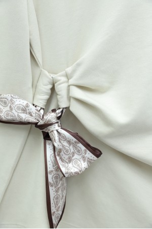 Yandan Fularlı Bağlama Detaylı Oyşo Bluz -Taş