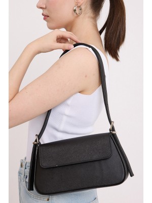 حقيبة نسائية سوداء ذات غطاء باغيت 010169