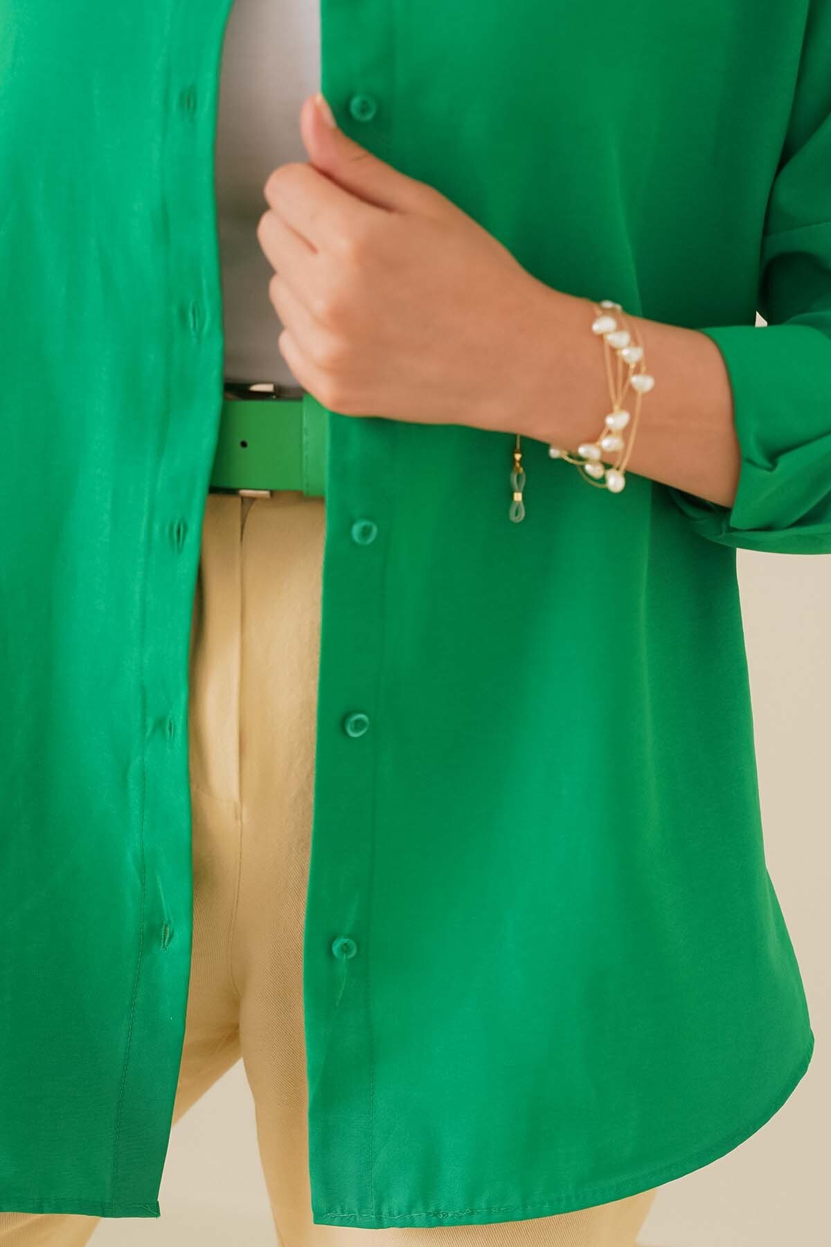 103901 Oversize Basic Hijab Shirt  detay görseli