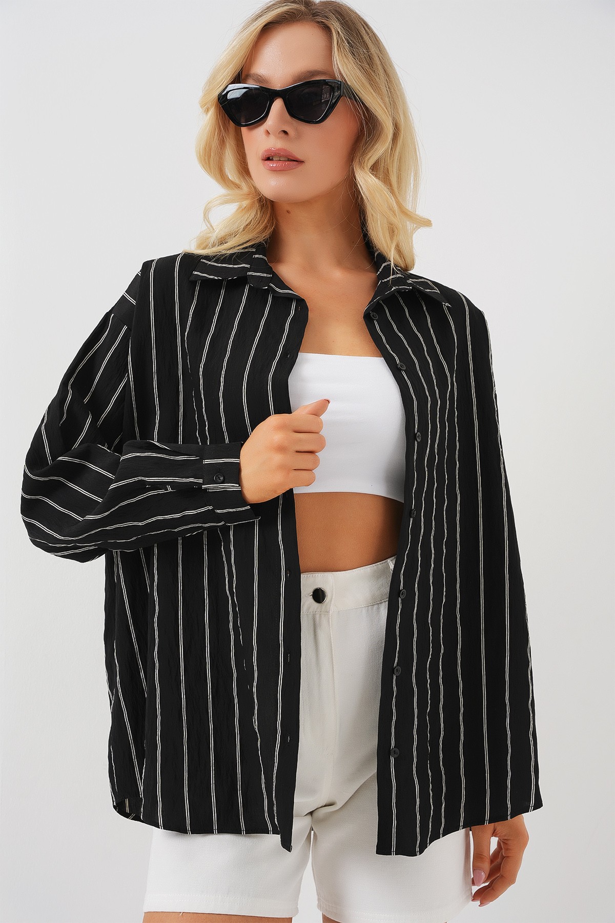 Women's Striped Oversize Shirt 20293 