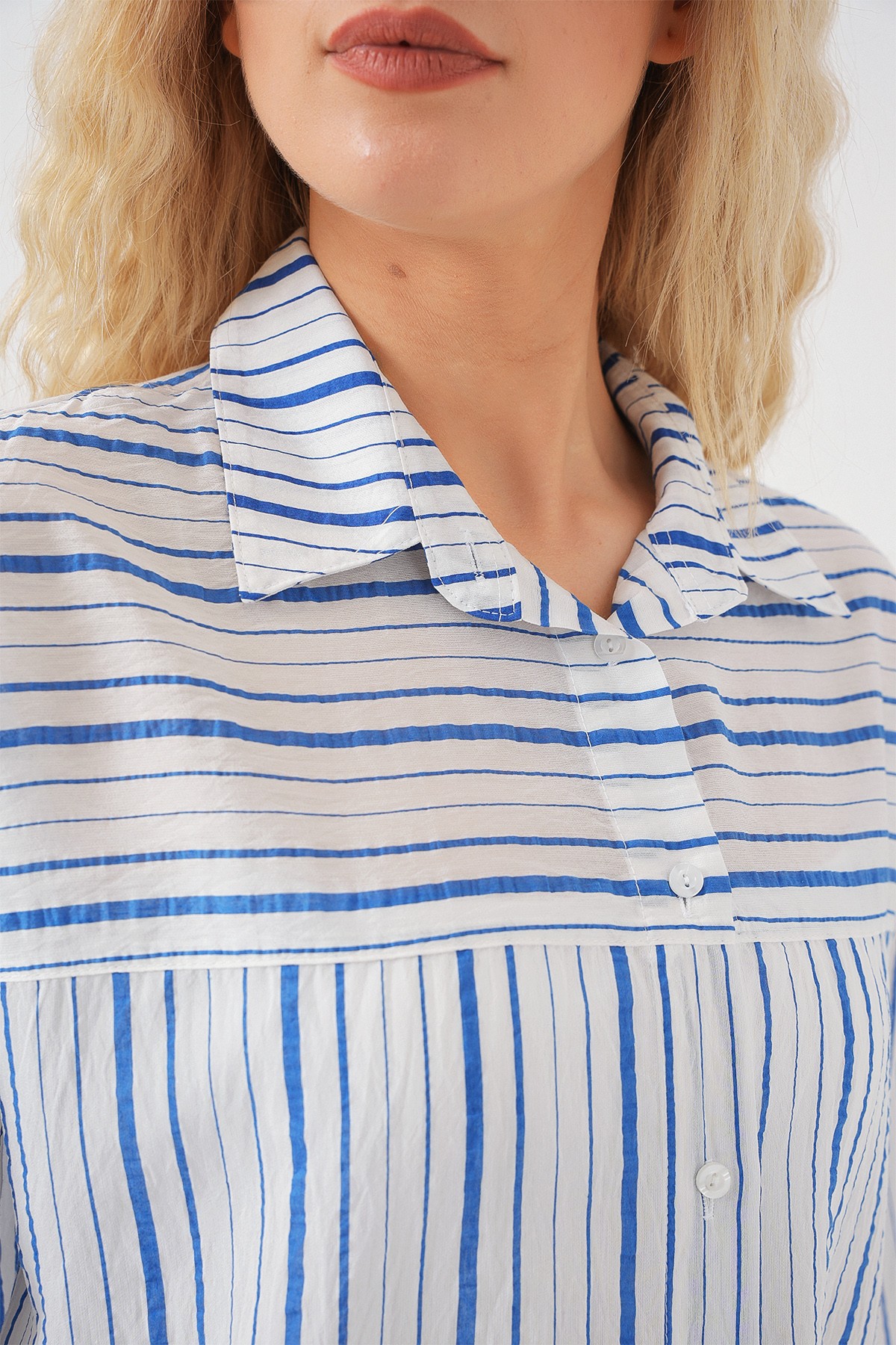 Women's Striped Short-Sleeve Shirt 20344 