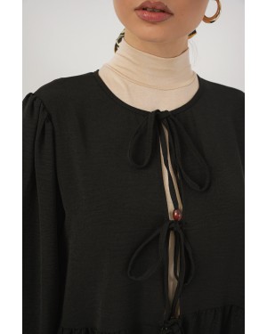 طقم نسائي من قطعتين: تونيك وبنطال برباط أمامي 6744 