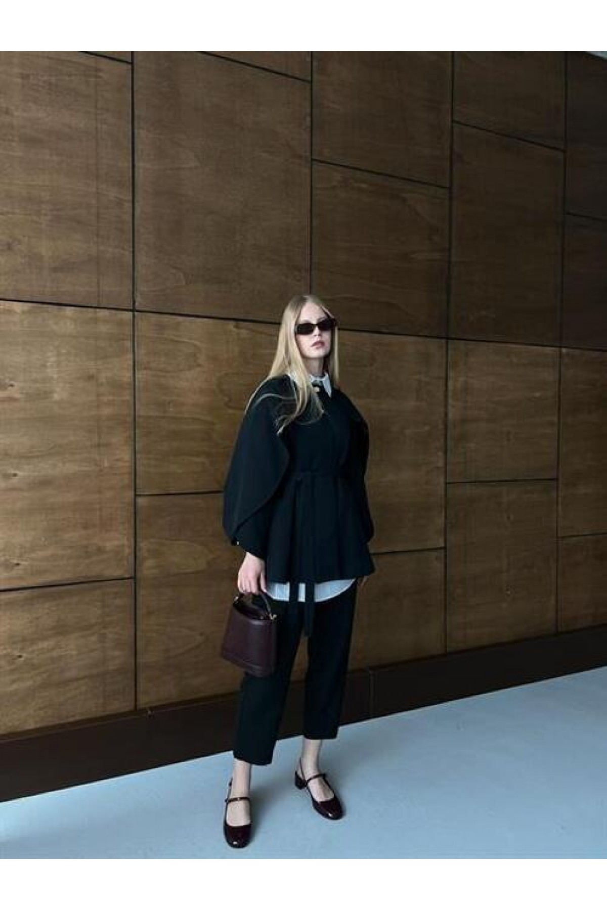Oversize Cape Jacket Black