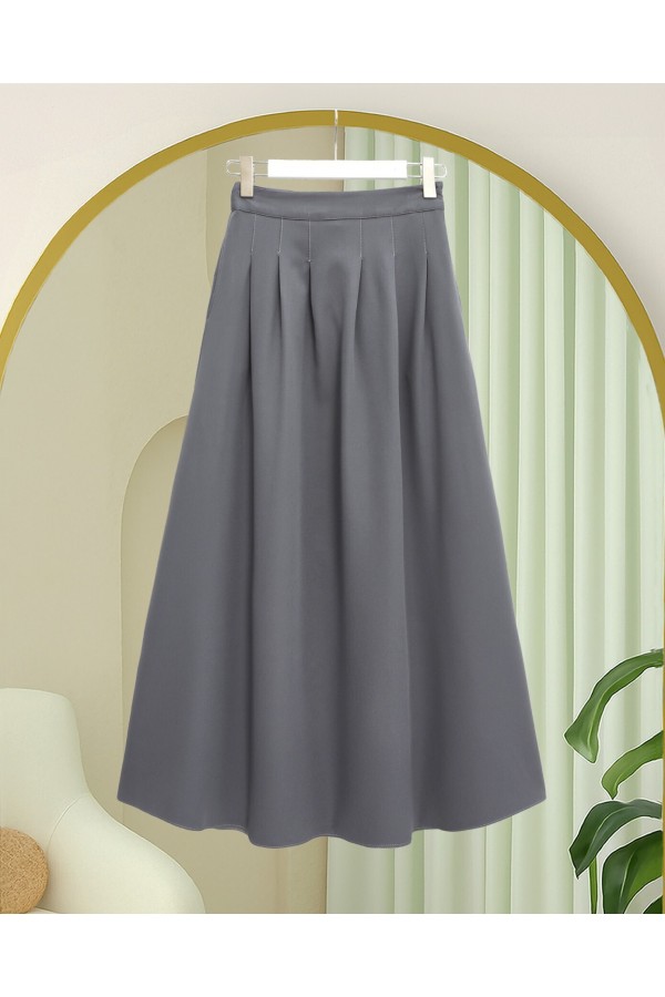 Pleated Crepe Skirt with Zippered Pockets -Grey
