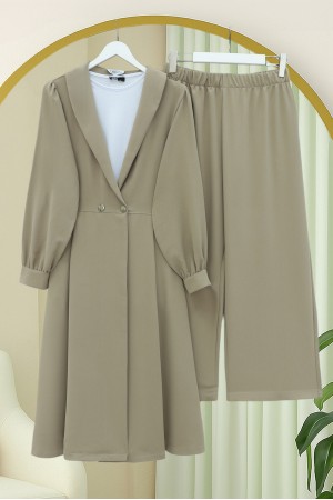 Çİft Düğmeli Cepli Beli Lastikli Pantolonlu İkili Krep Takım -Açık Vizon
