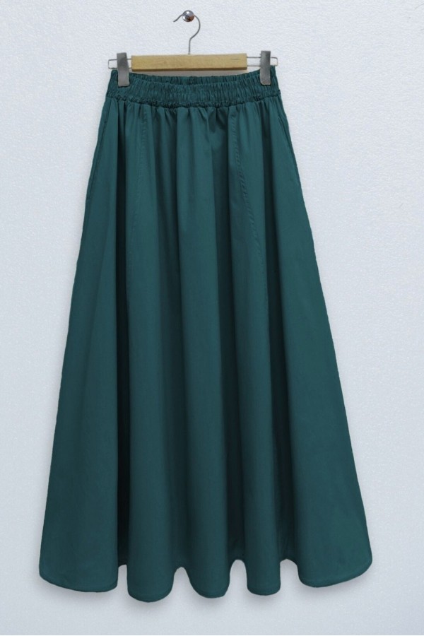Double Pocket Poplin Flared Skirt with Elastic Waist           -Emerald