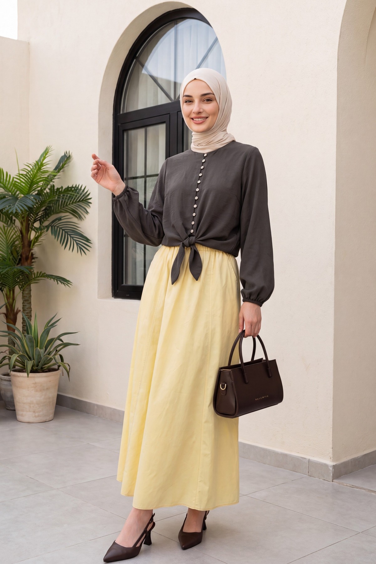 Double Pocket Poplin Flared Skirt with Elastic Waist        -Yellow