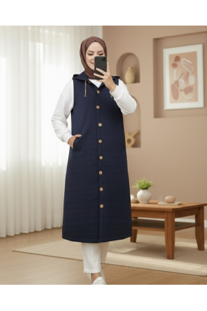 Önü Düğmeli Zincir Detaylı Kapşonlu Kapitone Yelek -Laci