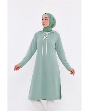 سترة طويلة بغطاء رأس وربطة عنق من إيفلين