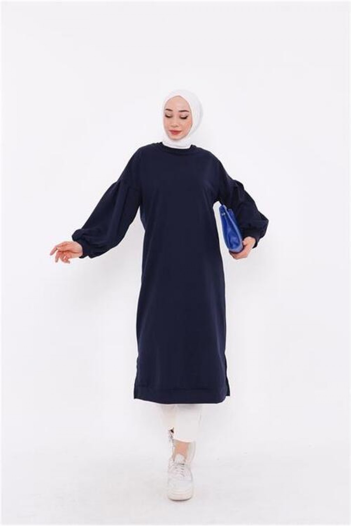 سويت شيرت هيرا الأساسي سادة بأكمام بالون متوسطة الطول
