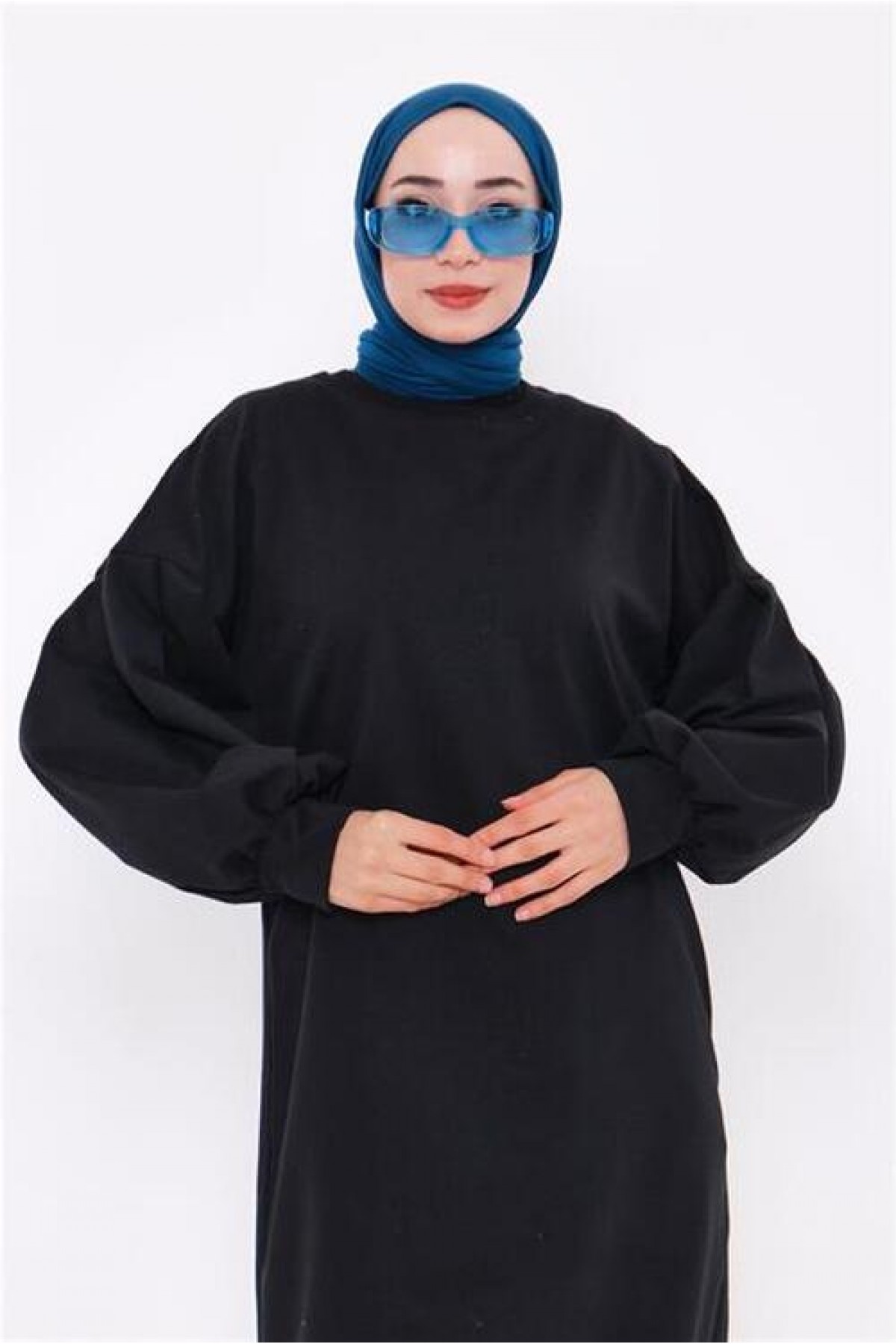سويت شيرت هيرا الأساسي سادة بأكمام بالون متوسطة الطول