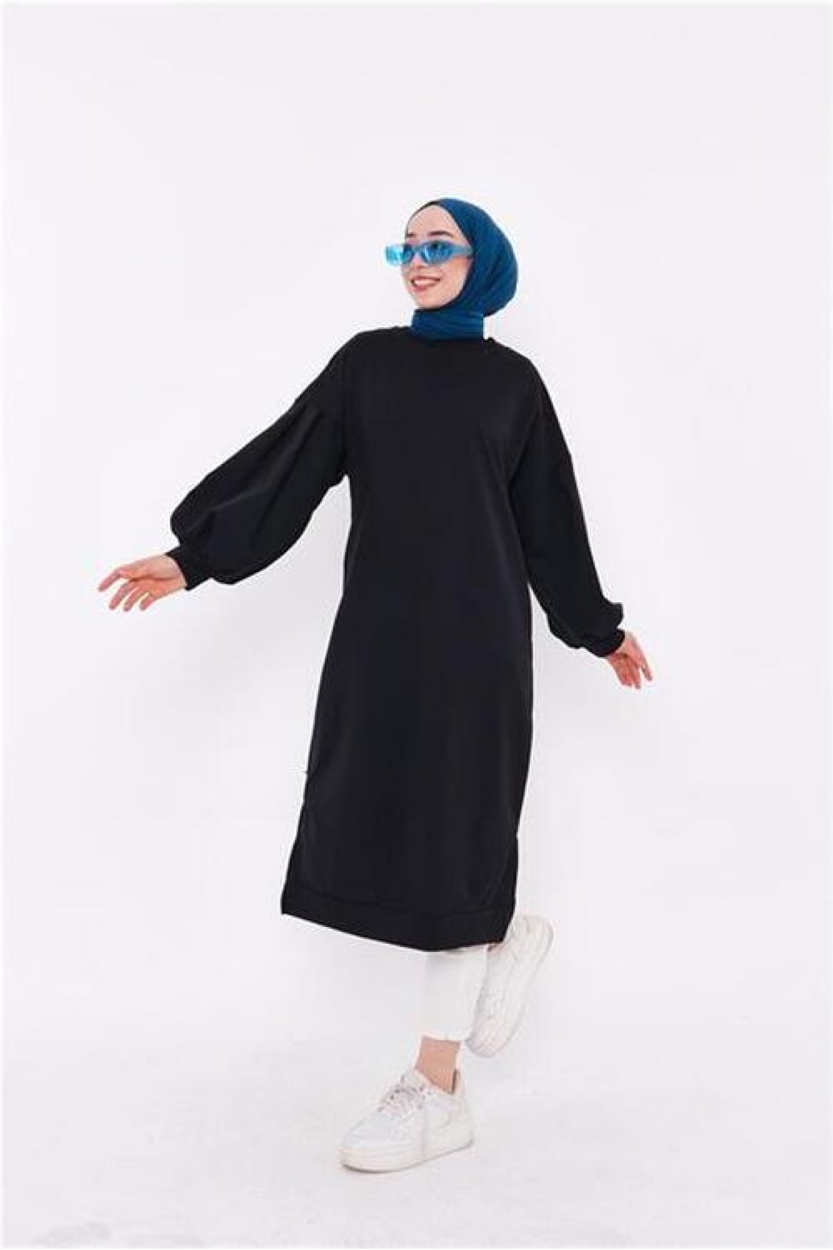 سويت شيرت هيرا الأساسي سادة بأكمام بالون متوسطة الطول