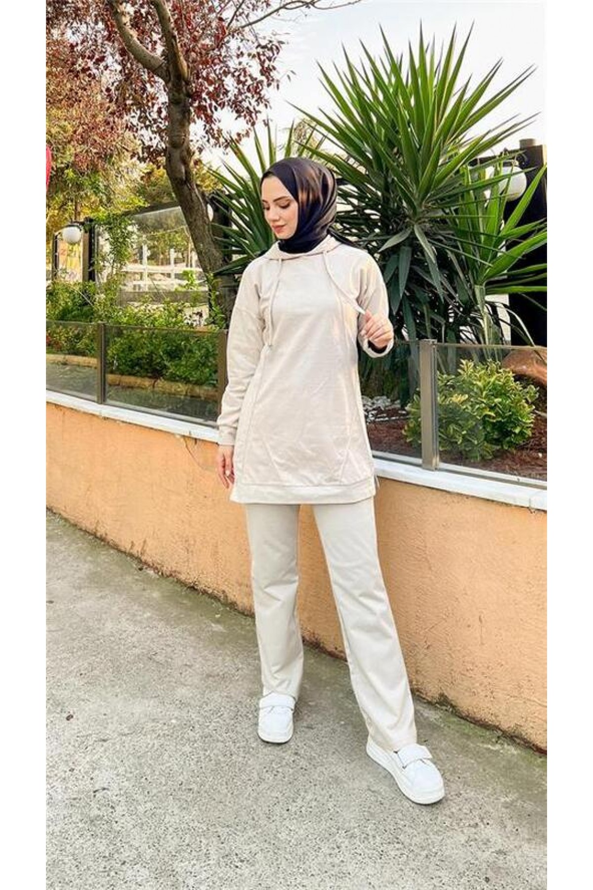 Hooded Crew Neck Simple Basic Two-Piece Tracksuit Sportswear Set