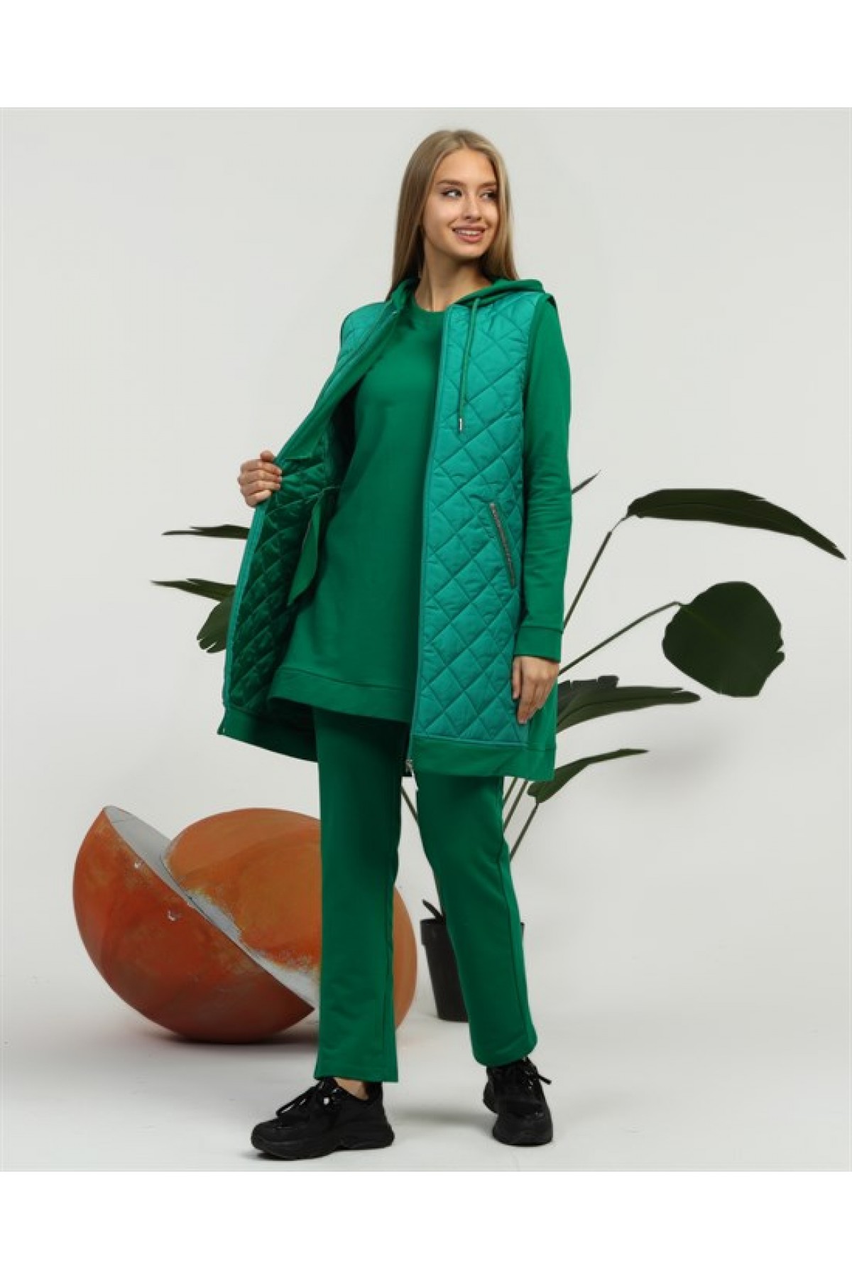Minimalist Quilted Vest and Sport Three-Piece Set