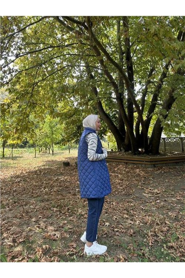 Despina Kapitone Fermuarlı Çıtçıtlı Kolsuz Yelek 