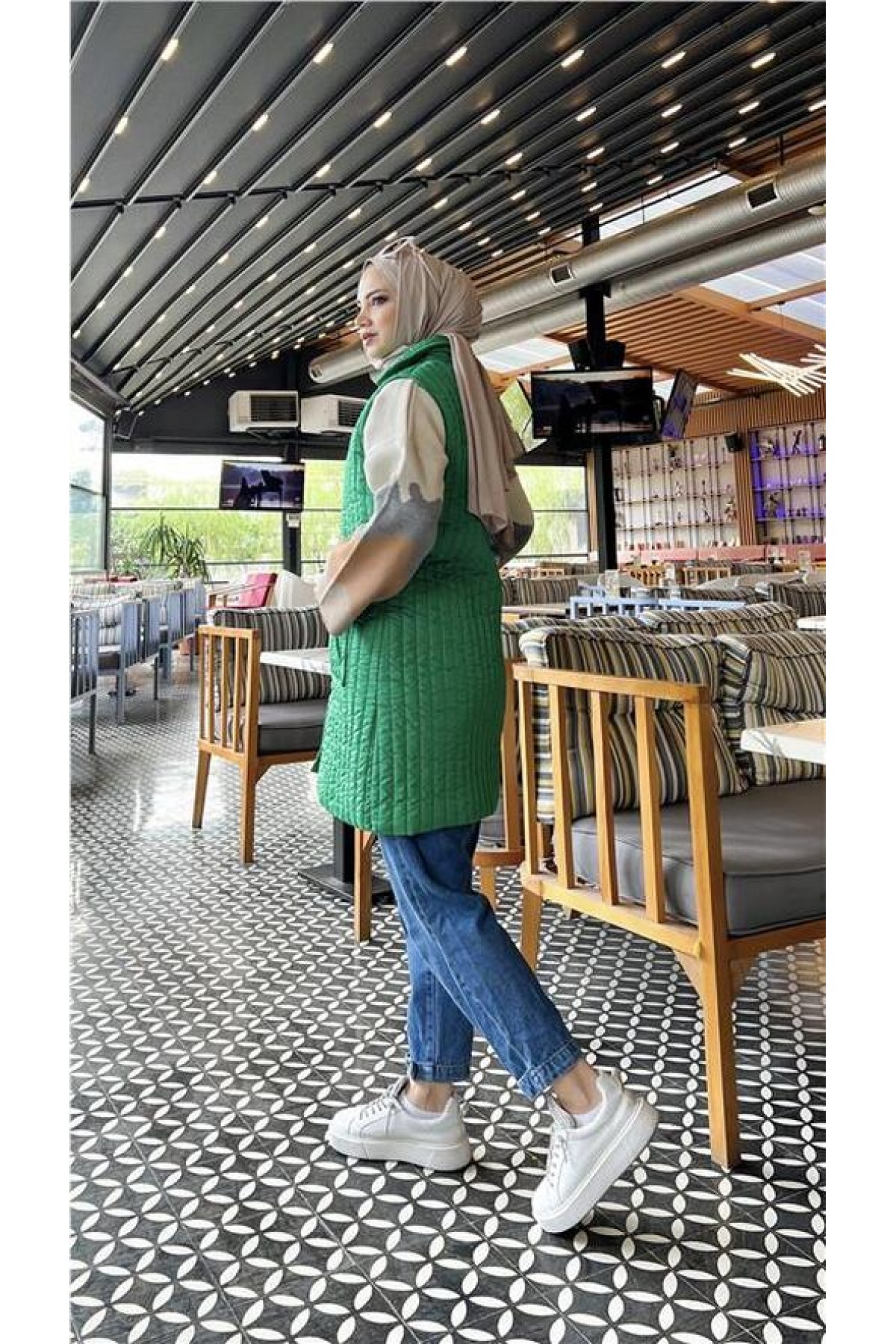 Ahenk Quilted Sleeveless Vest with Pockets