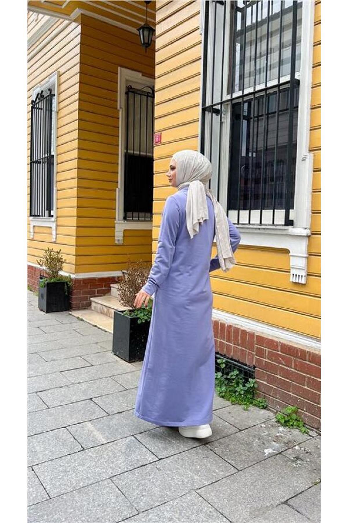 Yakalı Cepli Yandan Düğmeli Pamuklu Uzun Ferace 