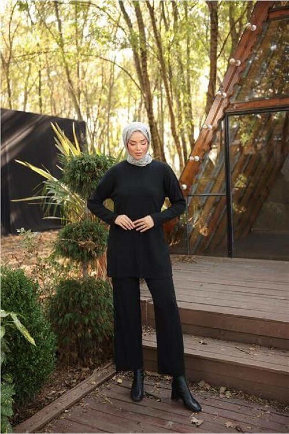 Crew Neck Short Tunic and Pants Simple Two-Piece Hijab Tracksuit Set