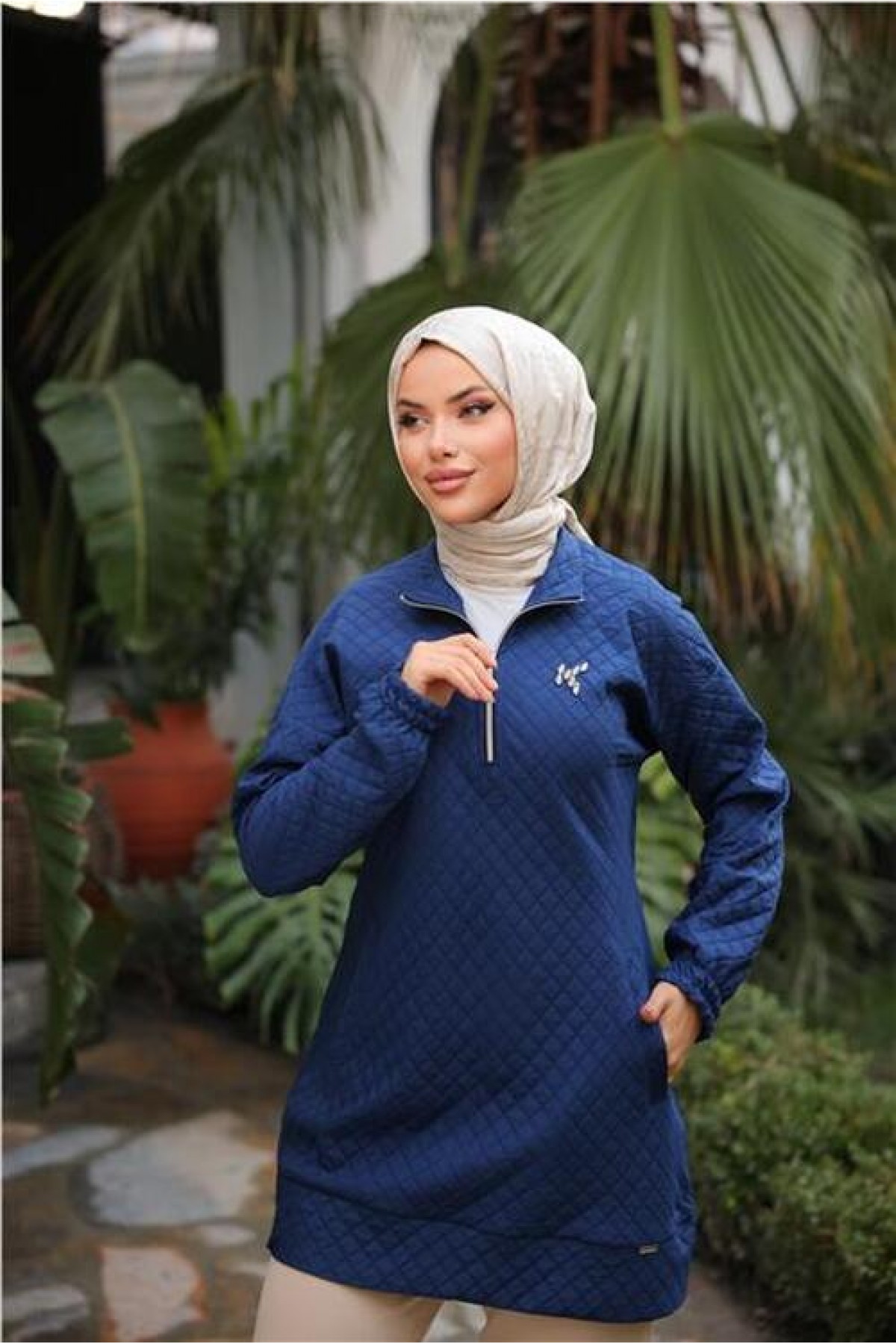 Short Zip Collar Quilted Stylish Sport Sweatshirt