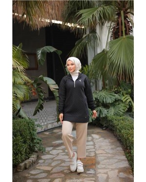 سويت شيرت رياضي أنيق مبطن بياقة قصيرة بسحاب