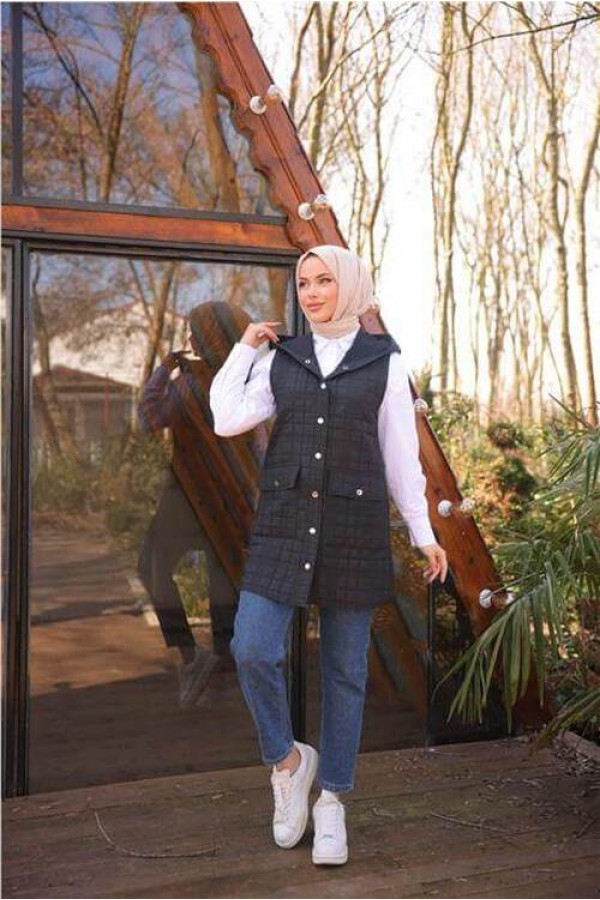 Kolsuz Cepli Çıtçıtlı Kapitone Yelek 