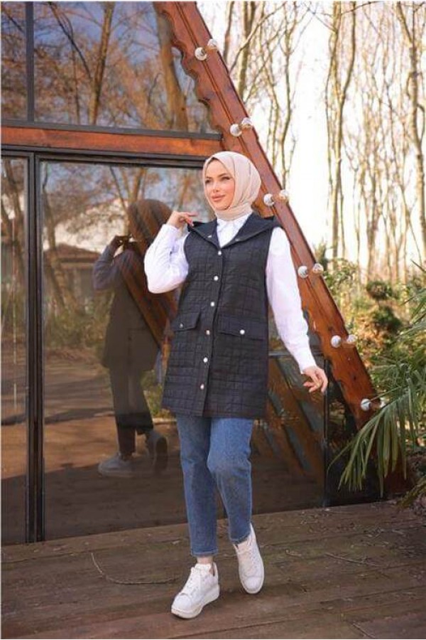 Kolsuz Cepli Çıtçıtlı Kapitone Yelek 