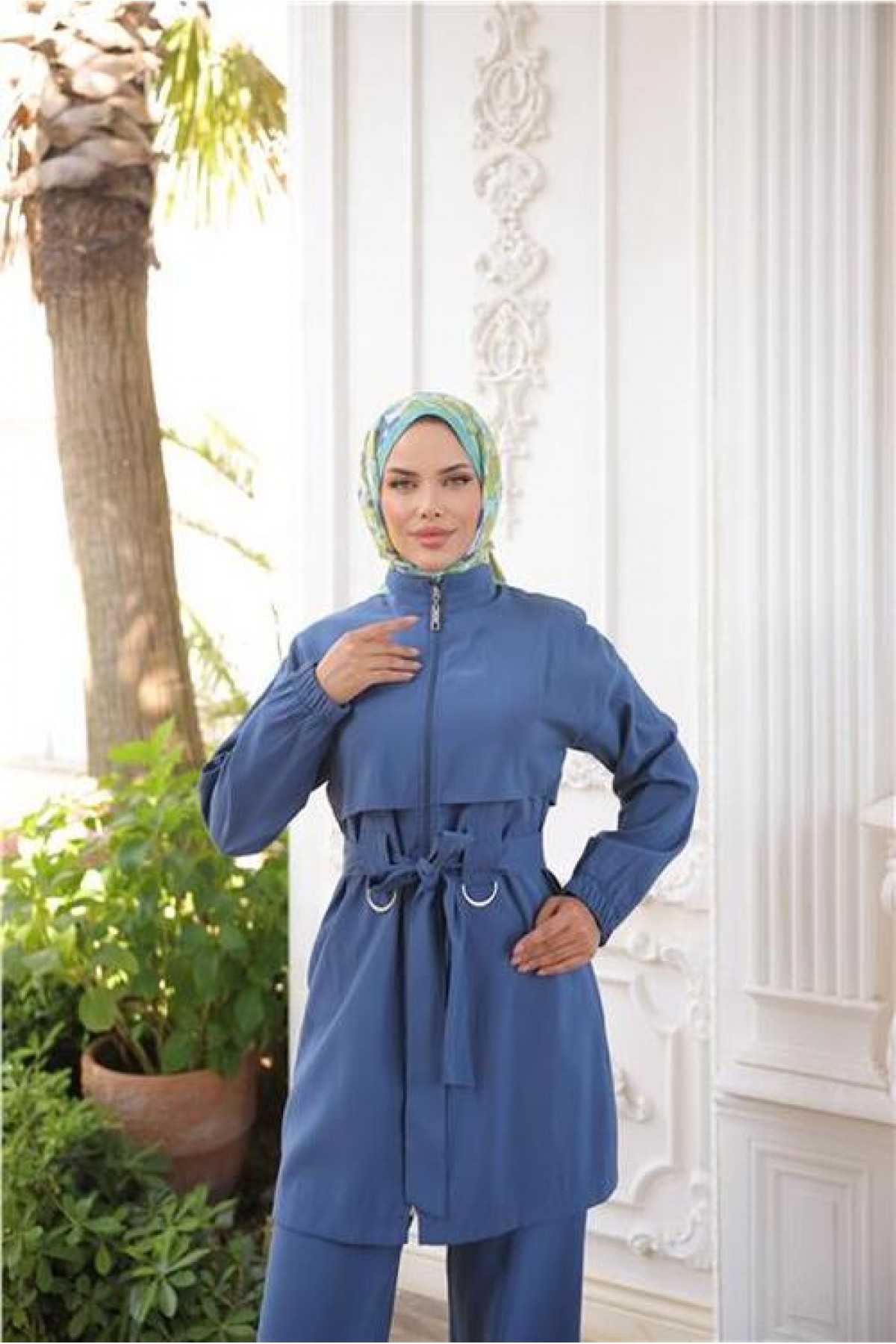 Fisherman Collar Two-Piece Hijab Tracksuit Set with Drawstring Waist and Zipper