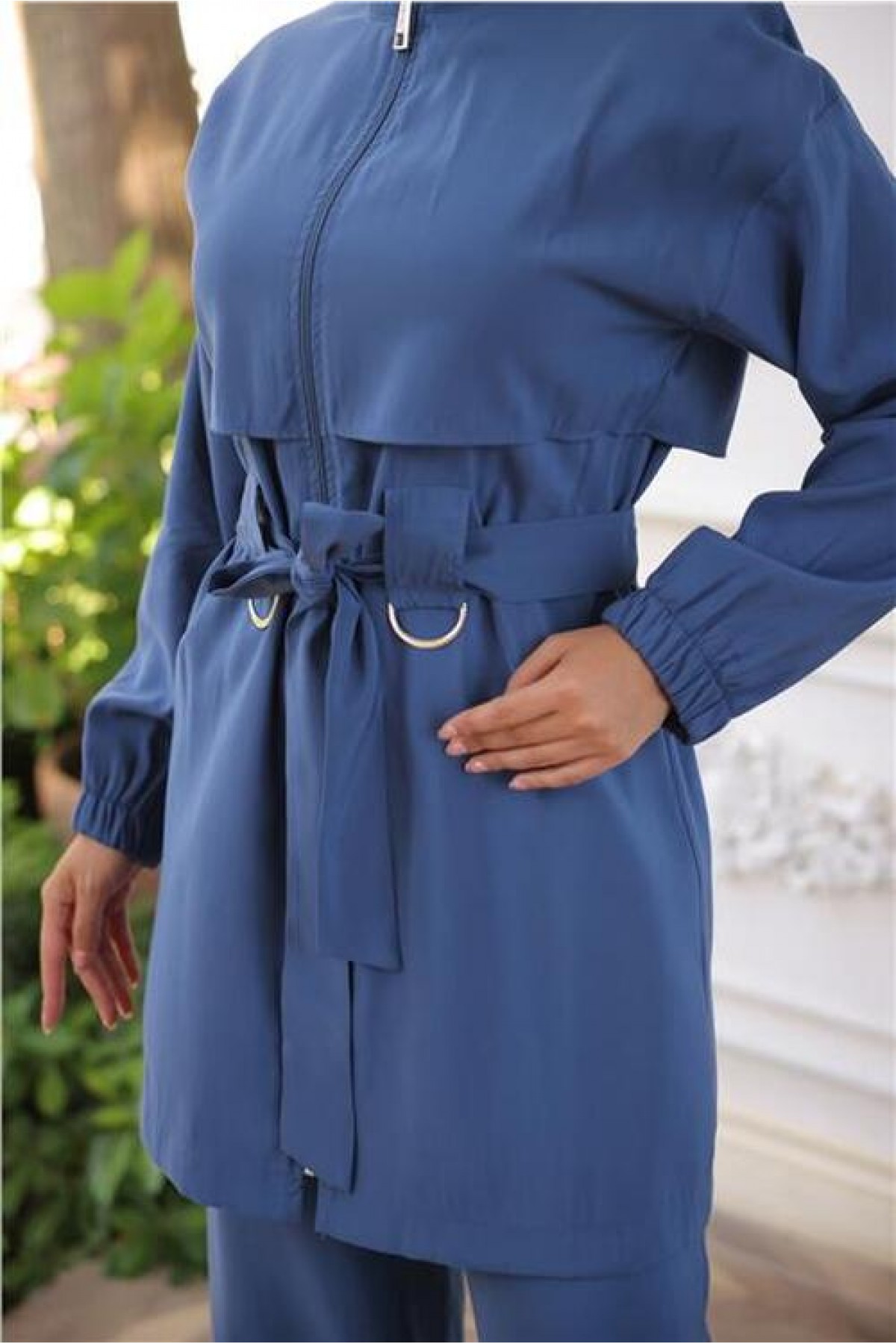 Fisherman Collar Two-Piece Hijab Tracksuit Set with Drawstring Waist and Zipper