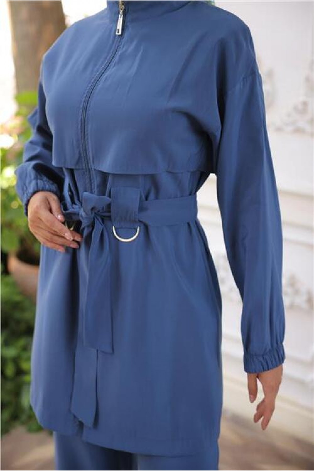 Fisherman Collar Two-Piece Hijab Tracksuit Set with Drawstring Waist and Zipper