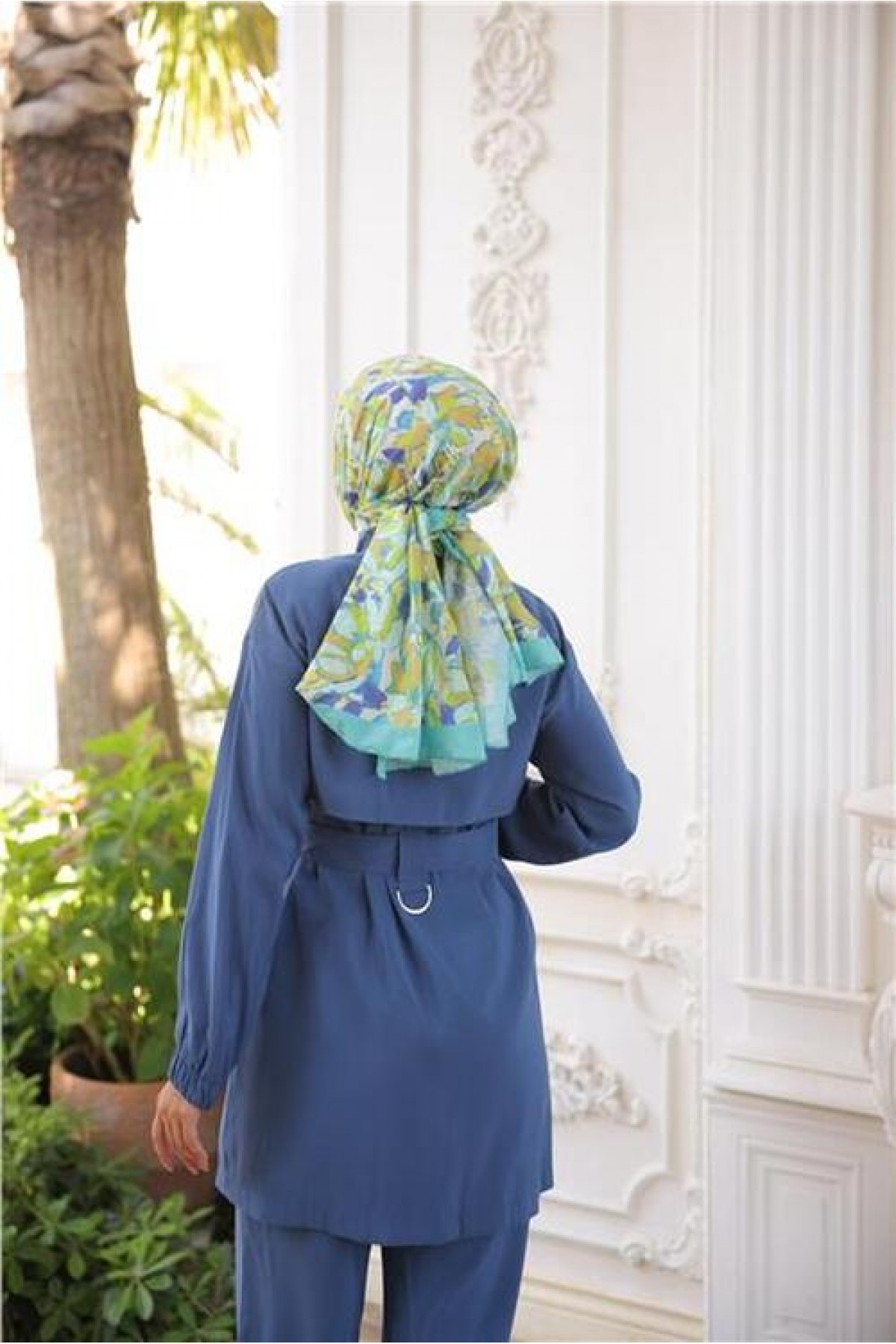 Fisherman Collar Two-Piece Hijab Tracksuit Set with Drawstring Waist and Zipper detay görseli