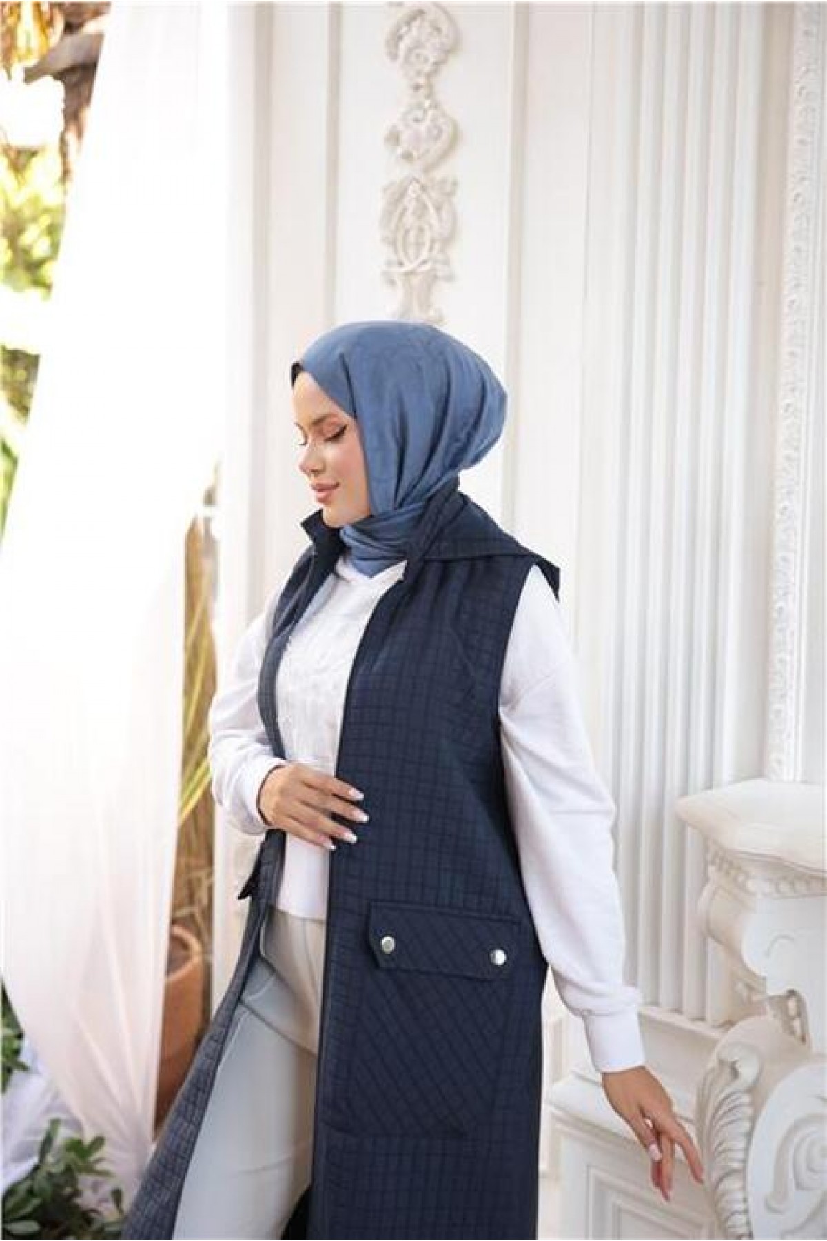 Hooded, Zip-Up, Sleeveless, Quilted Long Vest with Front Pockets