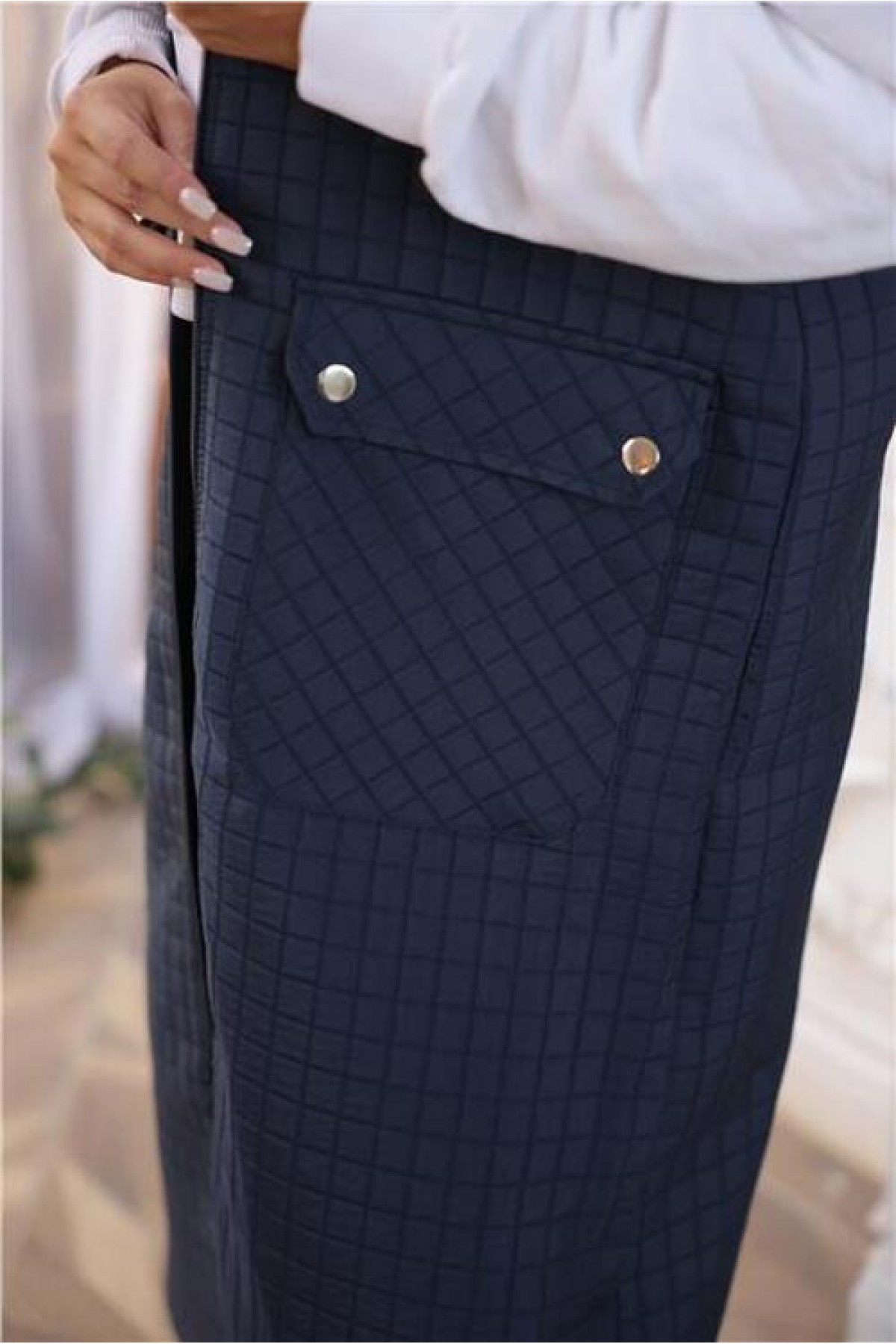 Hooded, Zip-Up, Sleeveless, Quilted Long Vest with Front Pockets