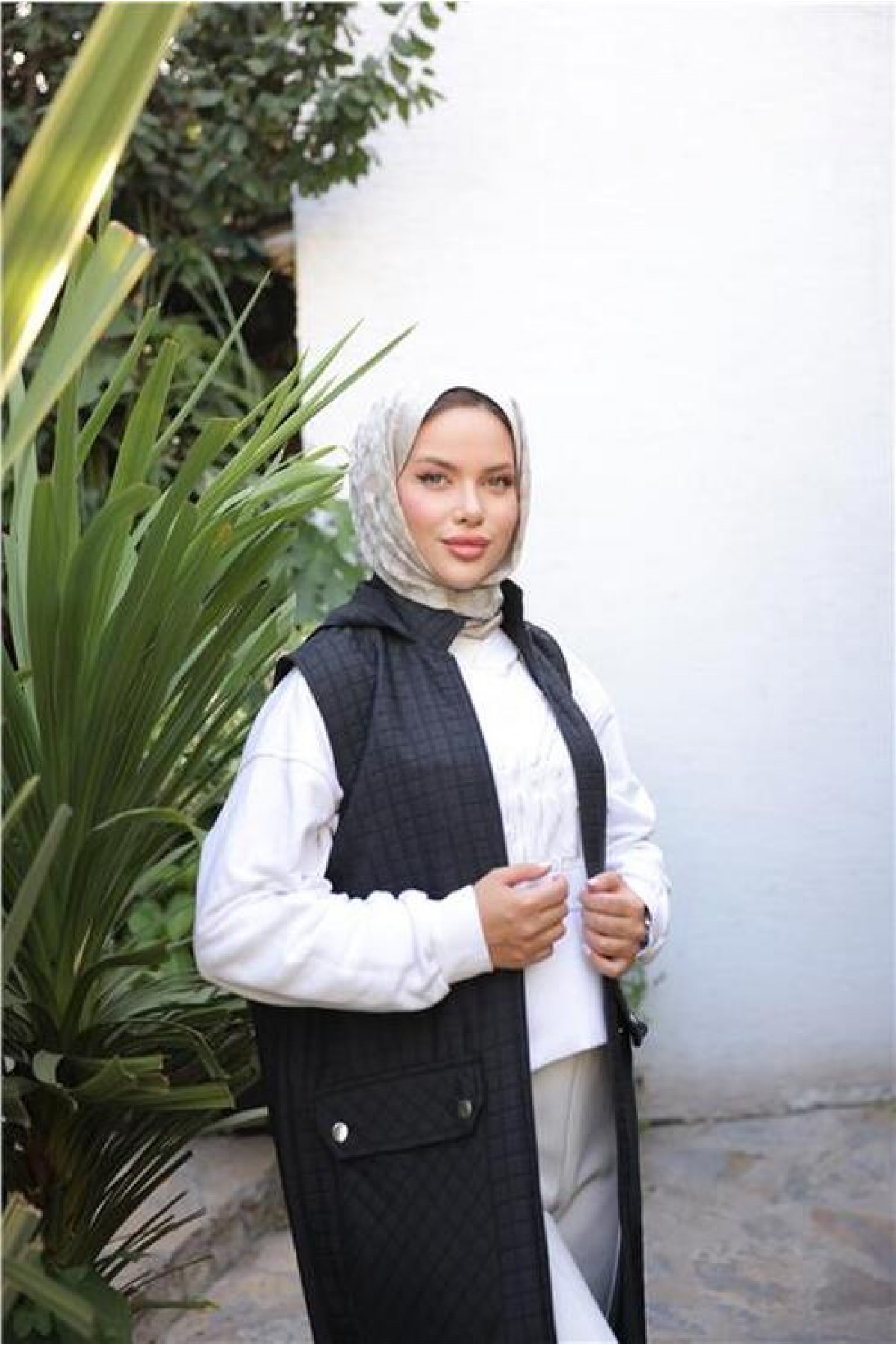 Hooded, Zip-Up, Sleeveless, Quilted Long Vest with Front Pockets