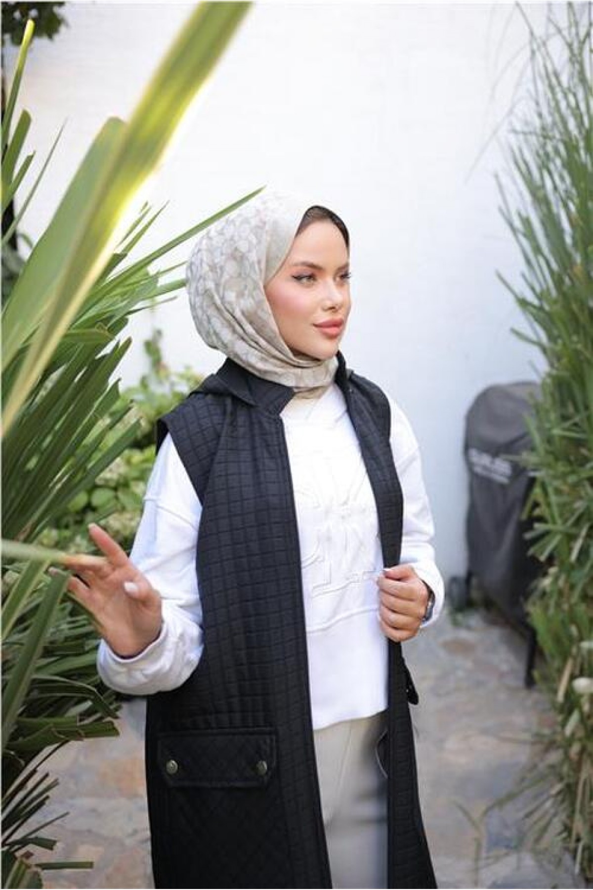 Hooded, Zip-Up, Sleeveless, Quilted Long Vest with Front Pockets