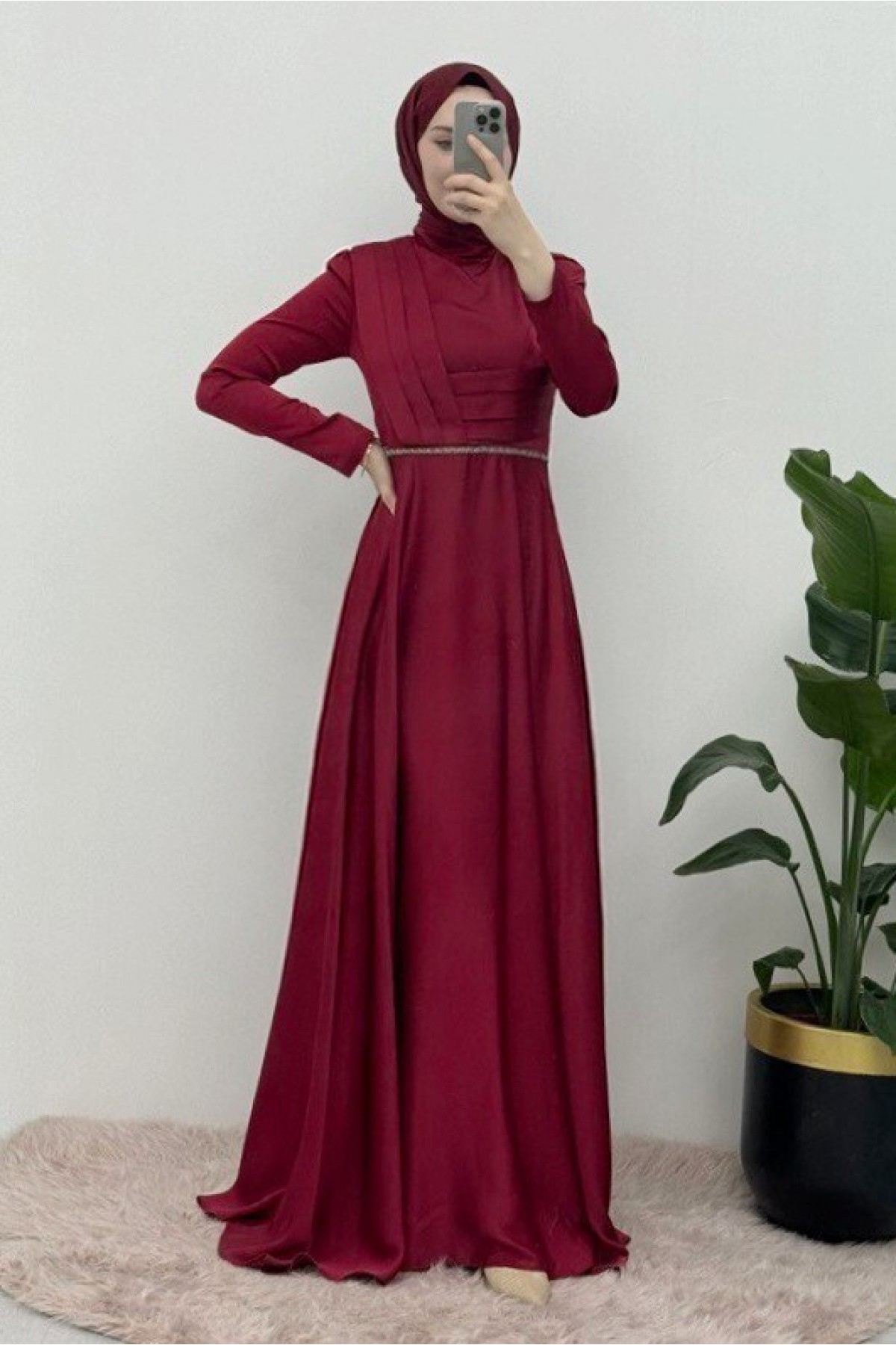 Front Draped Waist Bead Detailed Satin Evening Dress -Maroon