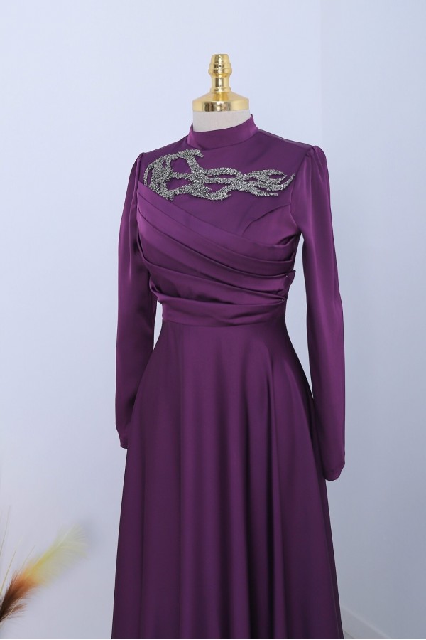 Stone Collar Draped Evening Dress - Purple