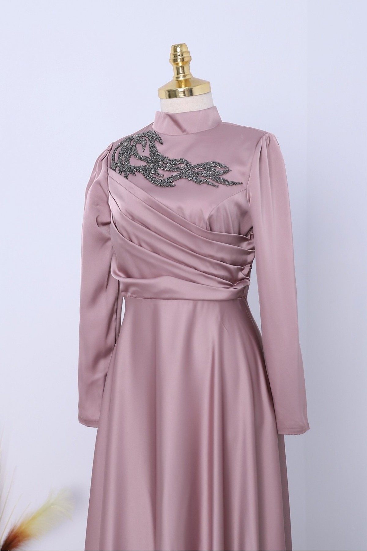 Yakası Taşlı Önü Drapeli  Abiye -Pembe