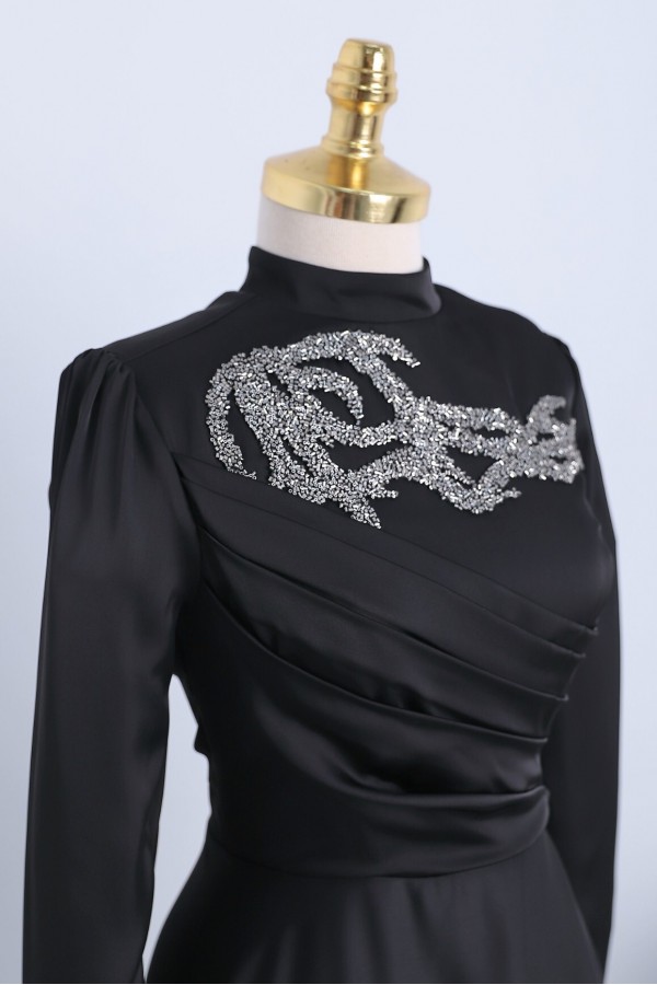 Stone Collar Draped Evening Dress -Black