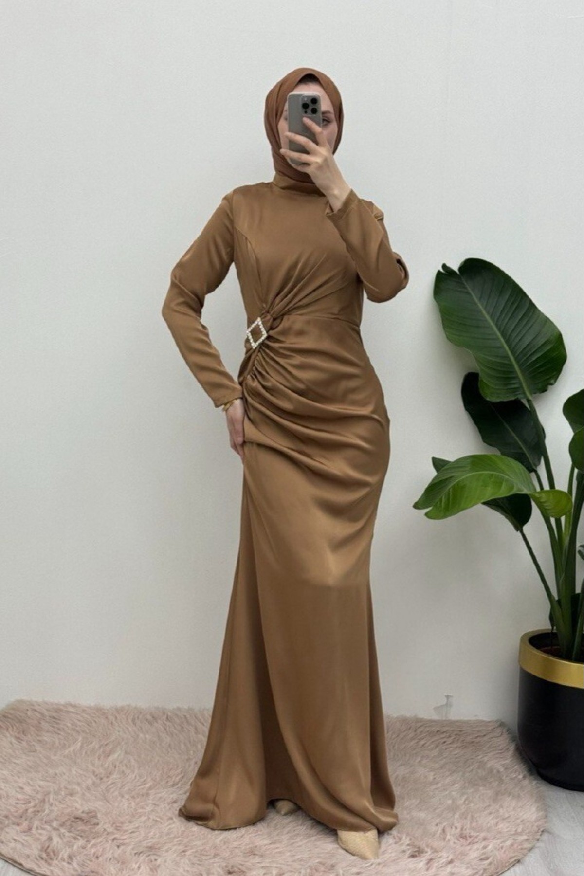 Side Pleated Stone Taka Detailed Satin Evening Dress -Mink color