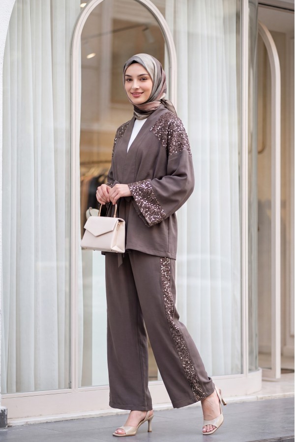 Omzu Ve Kolu Pul Payet Kemerli Pantolonlu Keten Görünümlü Kimono Takım  -Toprak