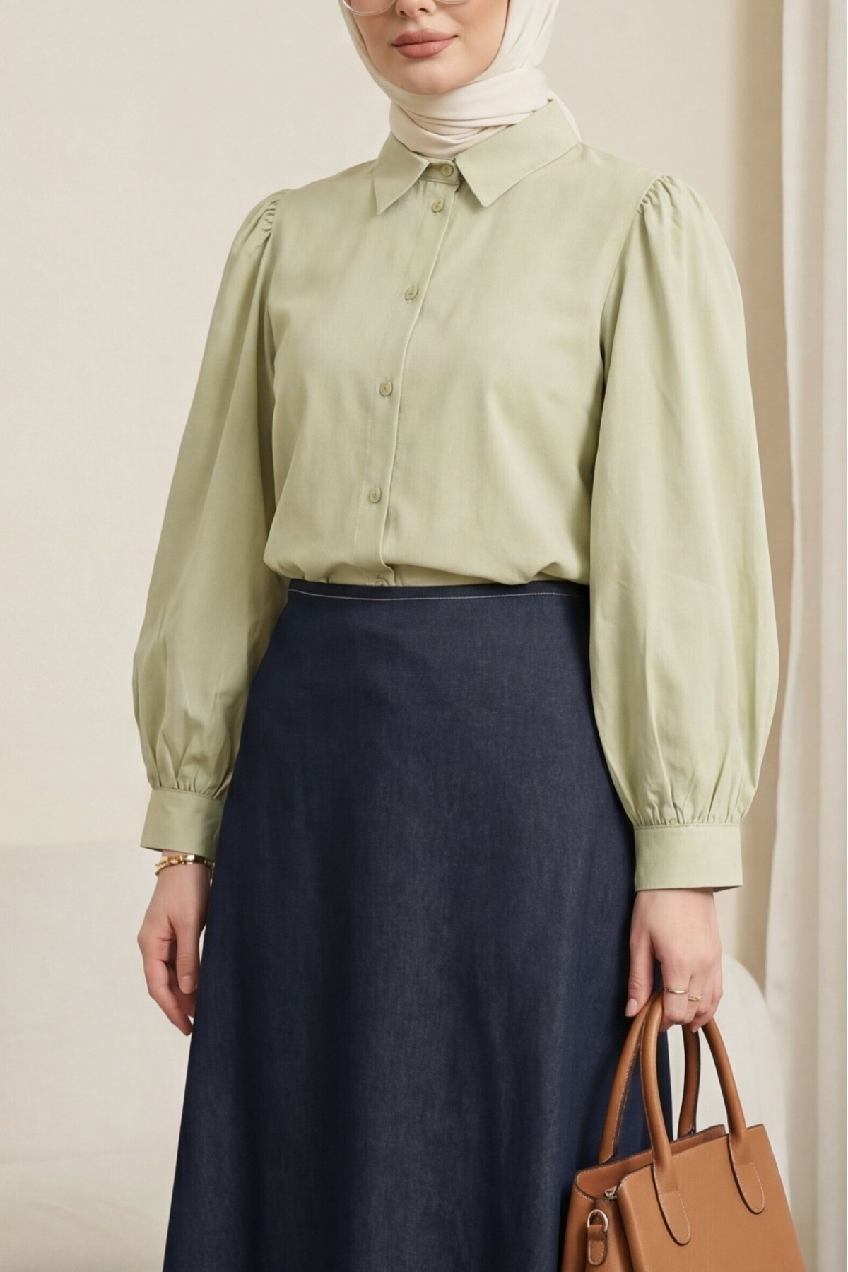 Short Poplin Shirt with Balloon Cufflinks -Olive