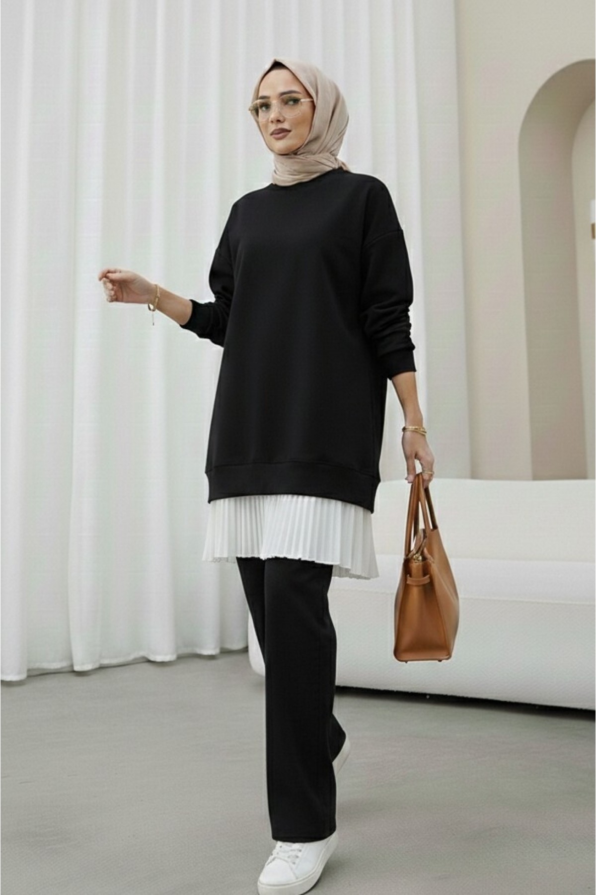 Elastic Waist Pleated Undershirt -Ecru