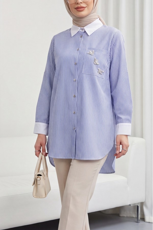 قميص مخطط مع تطريز حجري على الجيب -أزرق
