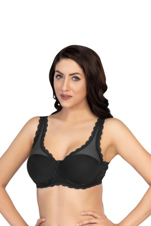 حمالة صدر سوداء من ماركة MI Podyumplus، مقاس 172 B، مبطنة، دانتيل، بسلك سفلي، بتصميم بسيط.