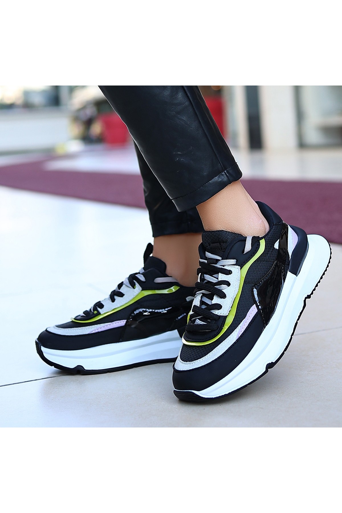 Aleh Black Leather Sneakers with Lilac Details detay görseli