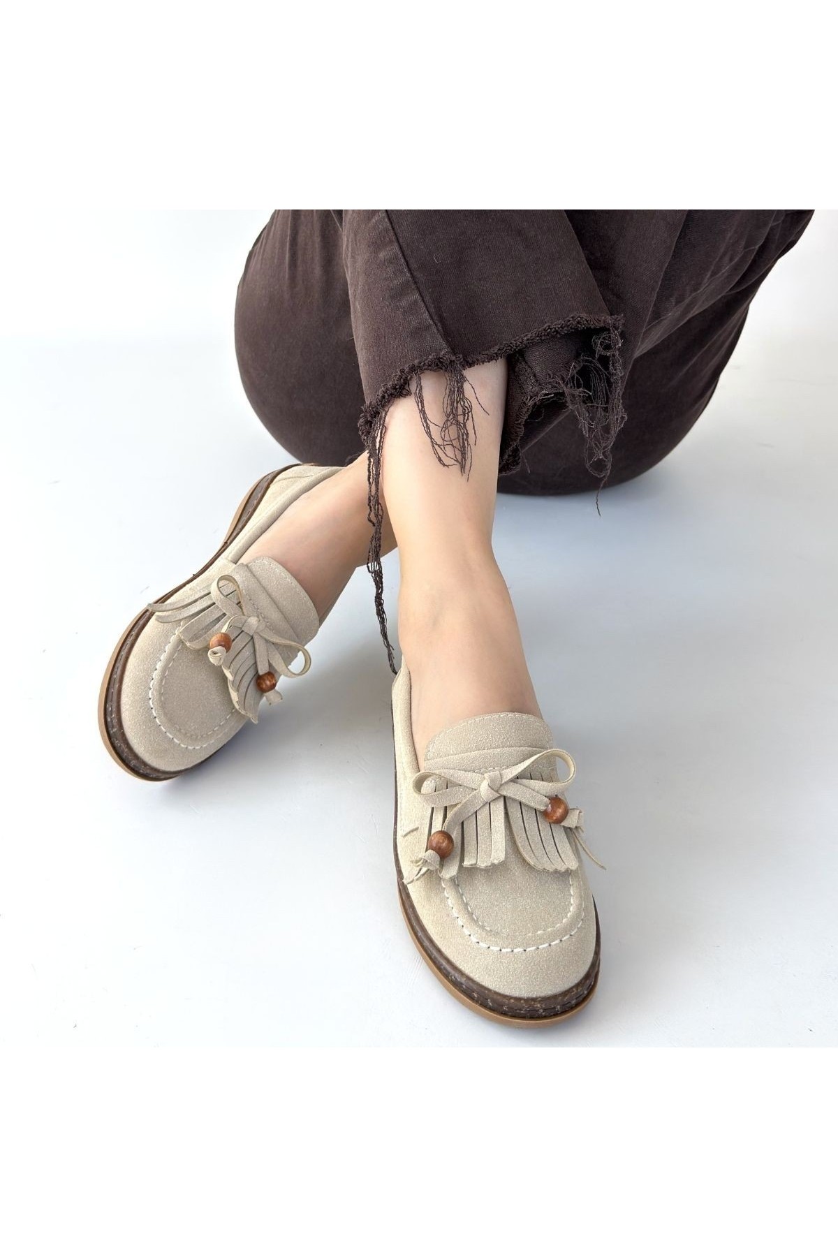 Boriy Beige Leather Powder Suede Ballet Flats detay görseli