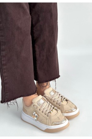 حذاء رياضي برباط من جلد الغزال البيج من سينز