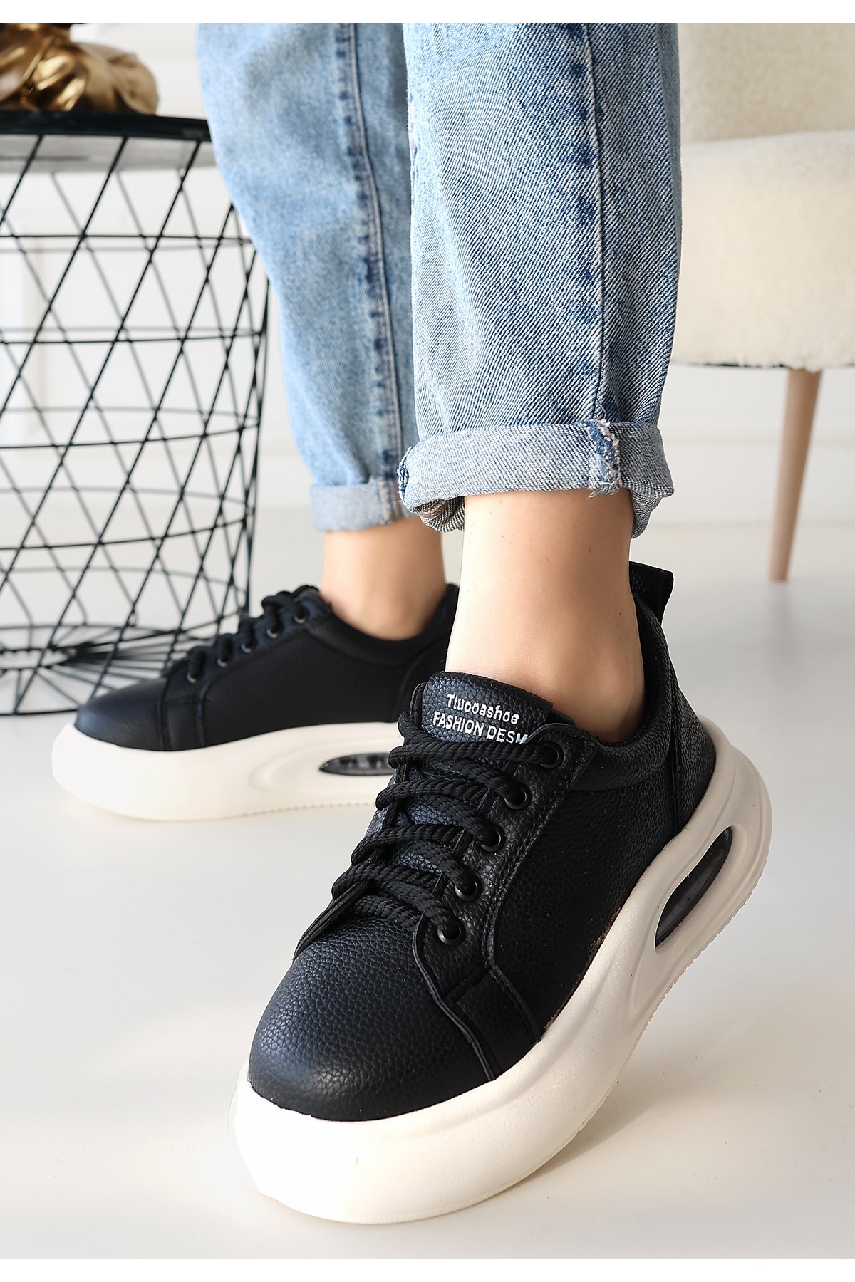 Chris Black Leather Lace-up Sneakers